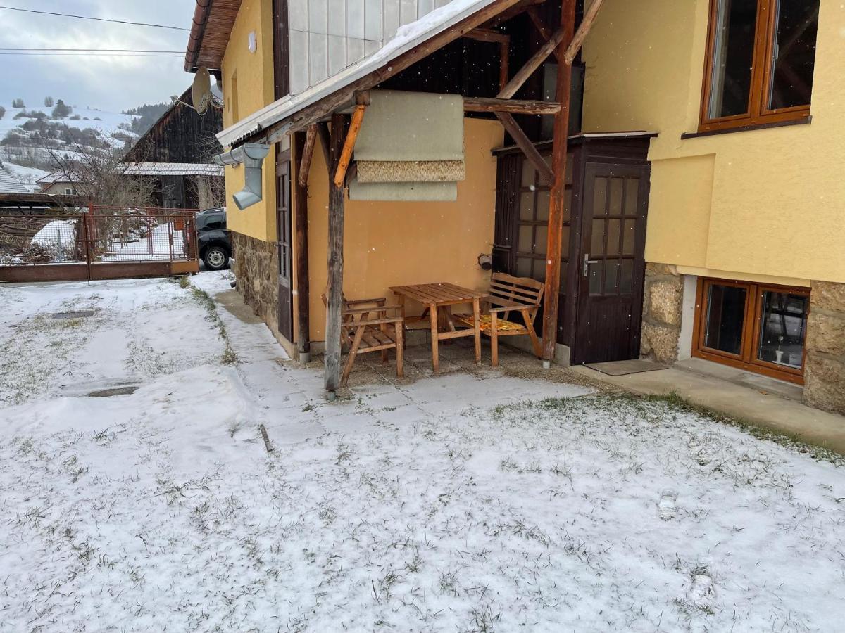 Chalupa u Tomáša Lúčky Esterno foto